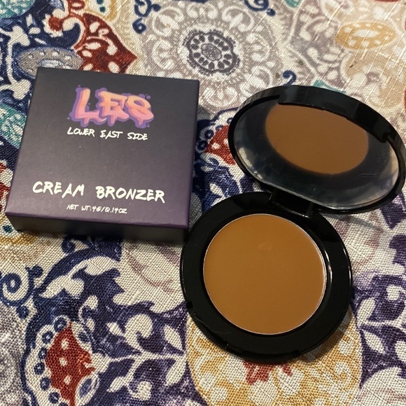 LES cream bronzer - skyscraper - Picture 1 of 2
